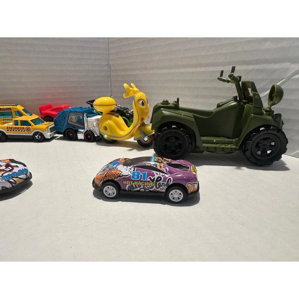 Diecast Multicolor Car, Truck, Bus, Motorcycle & ATV Toy Vehicle Lot